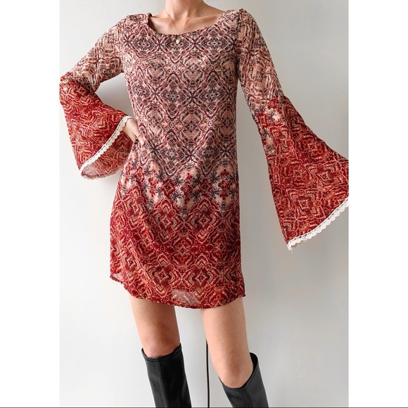 ‼️SOLD‼️ 70s bell sleeve flare sleeve boho print pattern mini dress long sleeve